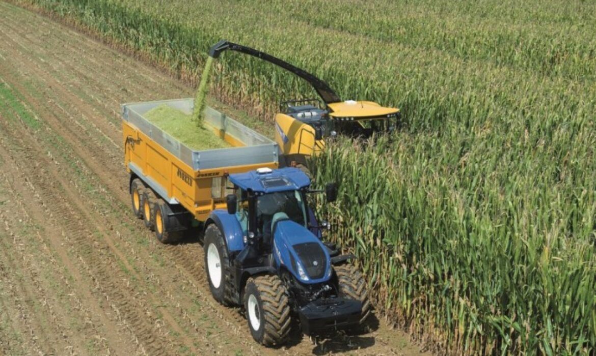 New Holland FR Forage Cruiser