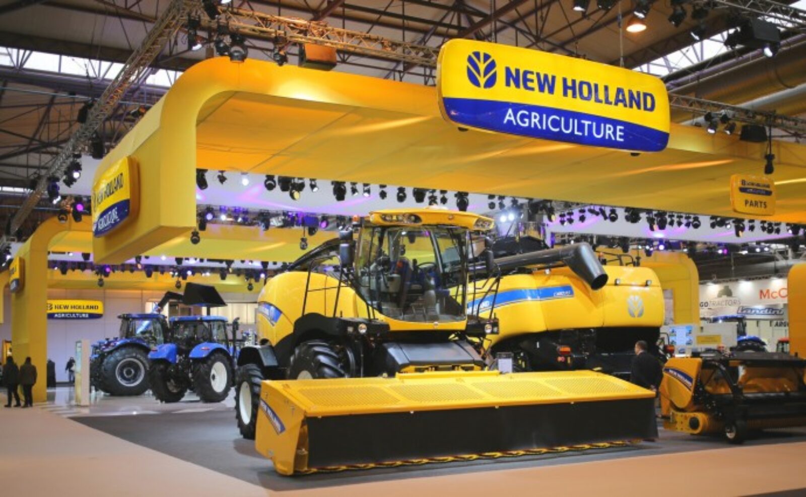 New Holland brilla 3 veces en el 50 aniversario de FIMA 2014